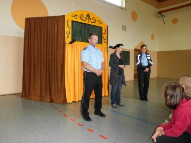 Polizeib&uuml;hne